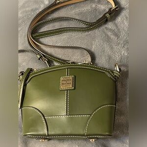 NWOT-Dooney & Bourke Olive Green Domed beacon mini